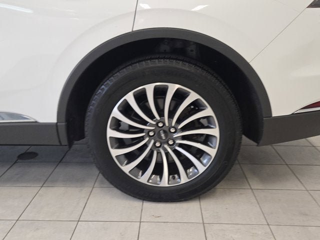 Used 2023 Lincoln Aviator AWD w/ Premium Package image 15
