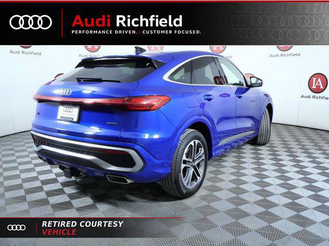 Used 2025 Audi Q5 Prestige AWD/4WD image 9