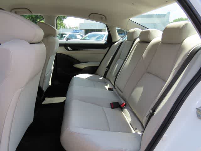 Certified 2018 Honda Accord LX image 12