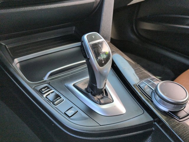 Used 2017 BMW 330i Sedan RWD image 18