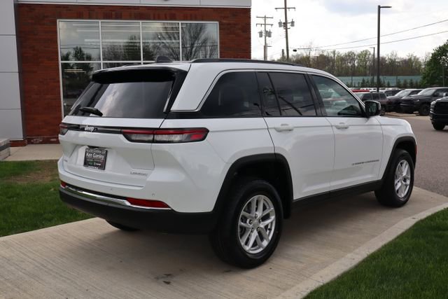 New 2026 Jeep Grand Cherokee Laredo AWD/4WD image 28