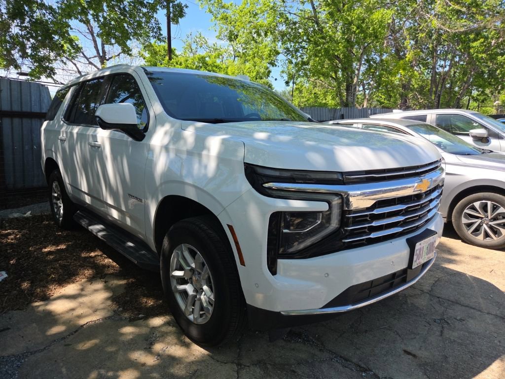Used 2025 Chevrolet Tahoe LT image 7
