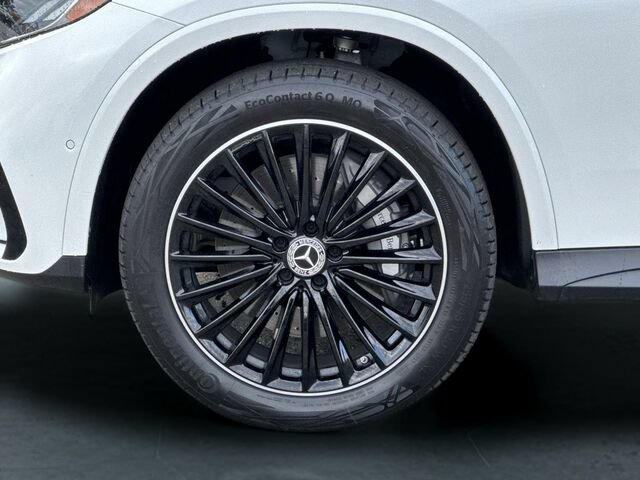 Used 2024 Mercedes-Benz GLC 300 4MATIC image 33