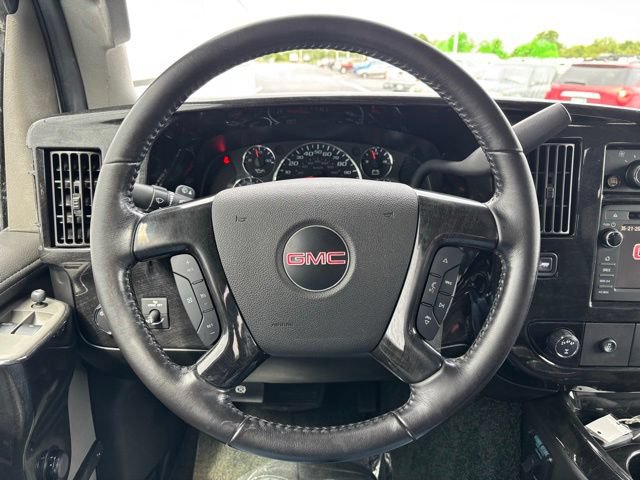 Used 2020 GMC Savana 2500 Extended w/ Enhanced Convenience Package RWD image 27