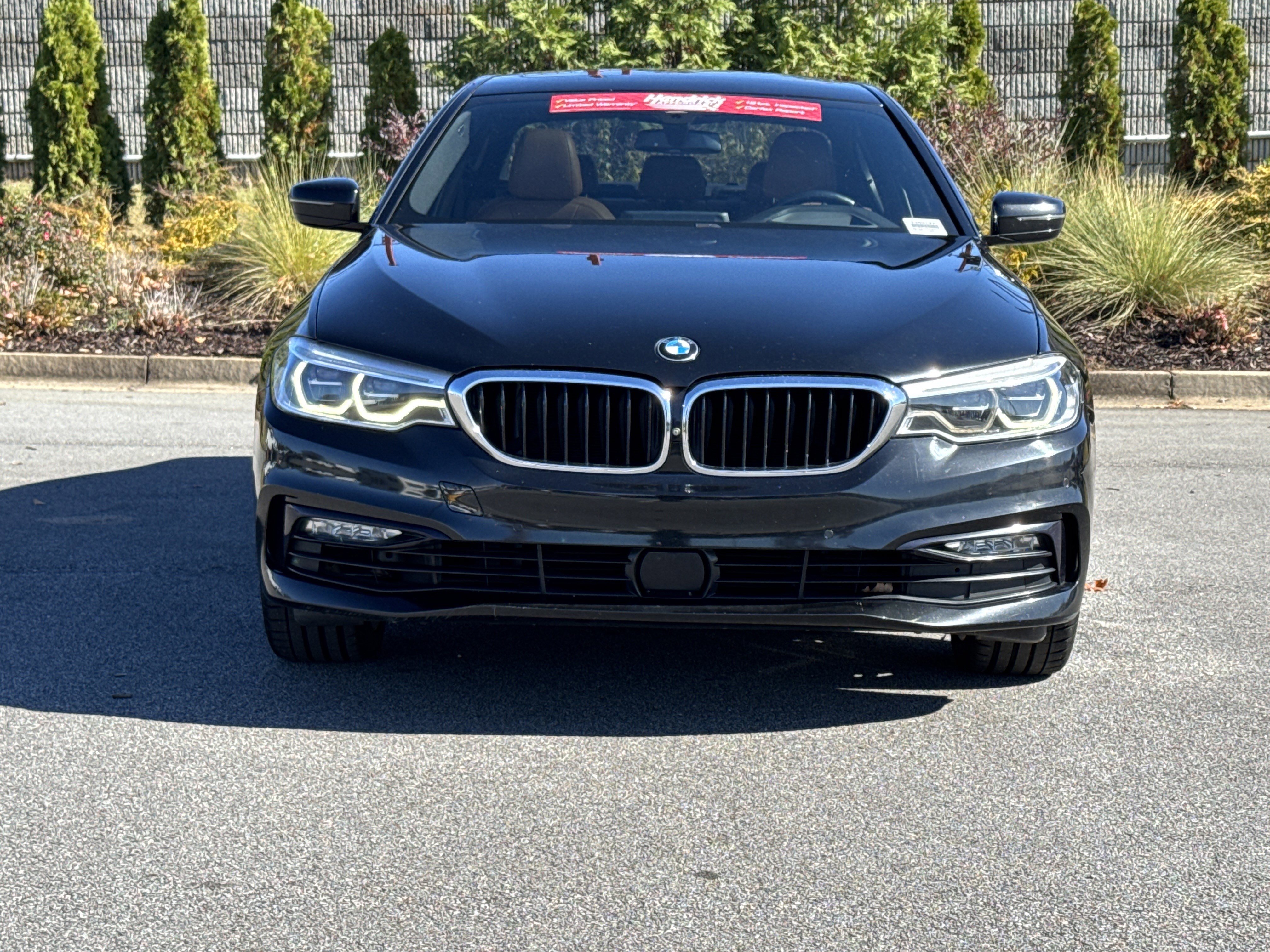 Used 2017 BMW 540i image 3