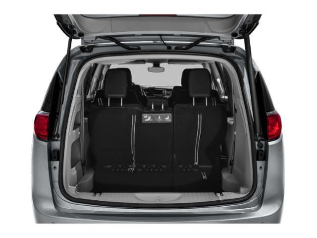 Used 2020 Chrysler Pacifica Touring-L Plus w/ Advanced Safetytec Group image 15