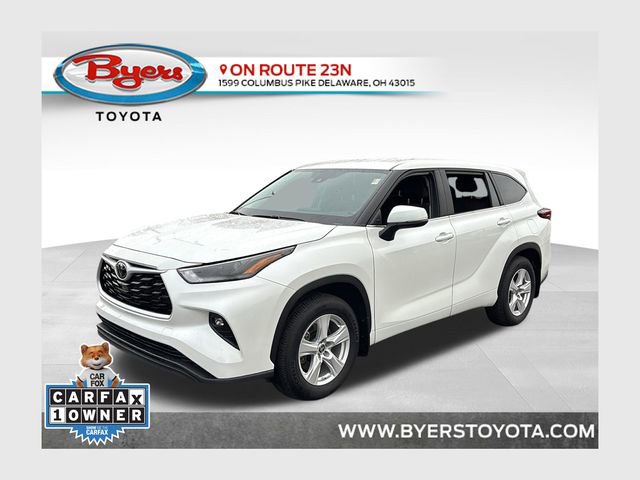Used 2025 Toyota Highlander LE AWD/4WD image 1