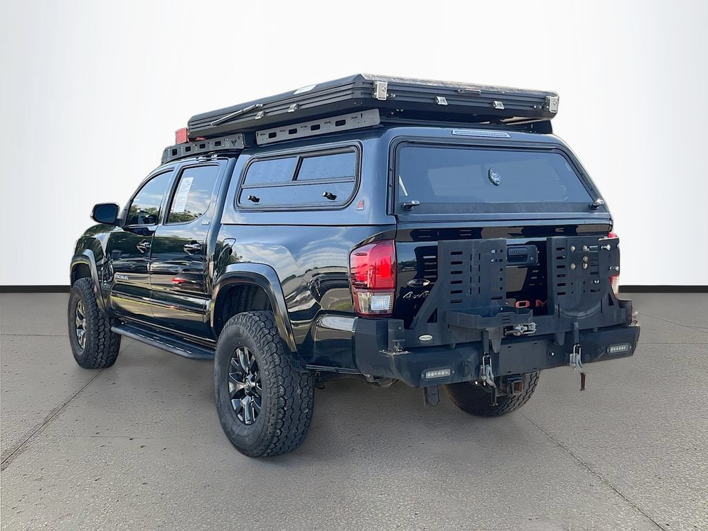 Used 2022 Toyota Tacoma SR5 w/ Technology Package AWD/4WD image 5