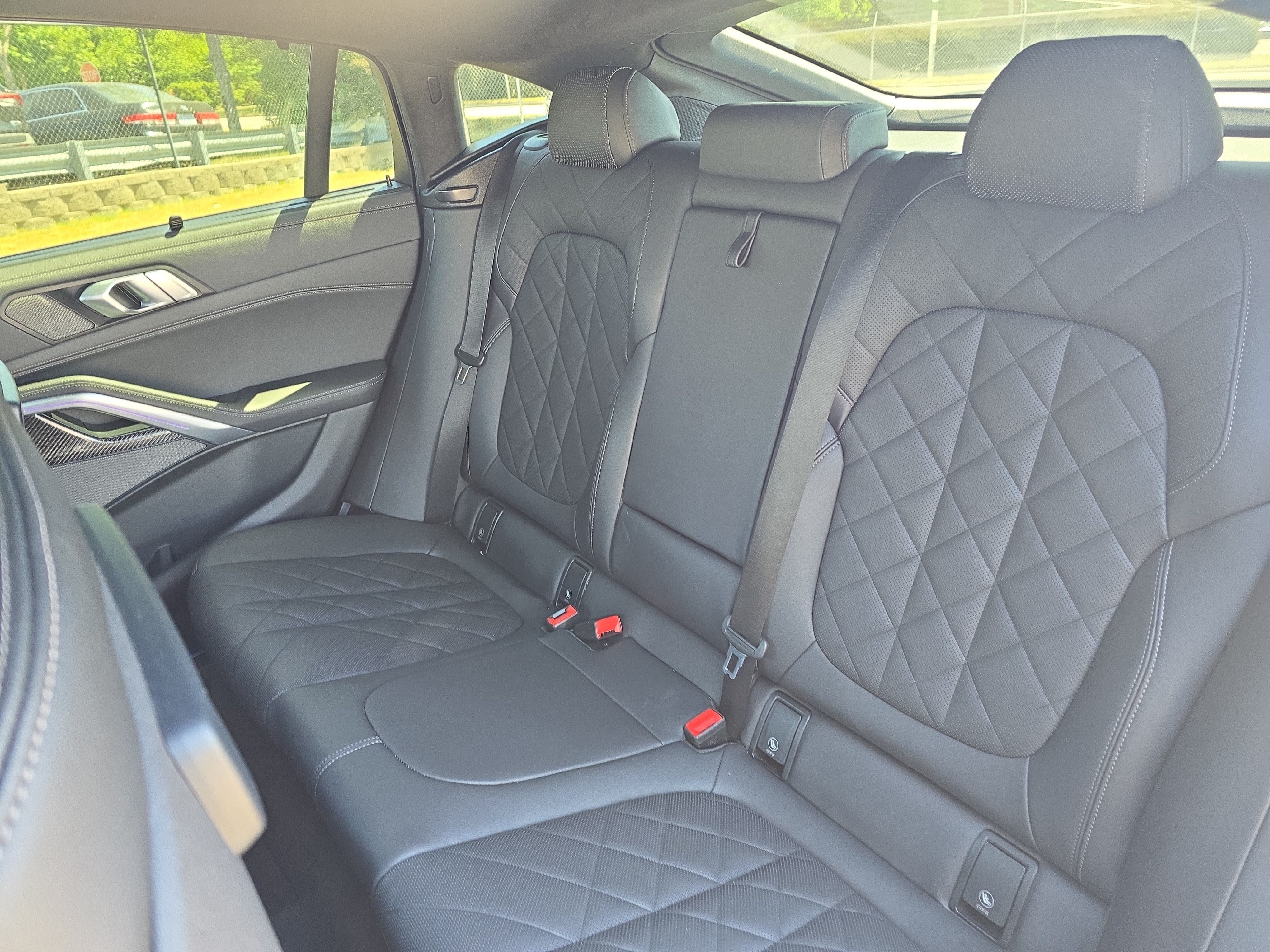 Used 2023 BMW X6 M50i w/ Executive Package AWD/4WD image 13
