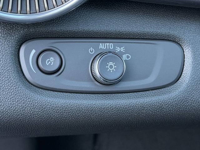 New 2026 Chevrolet Trax ACTIV w/ Driver Confidence Package image 18