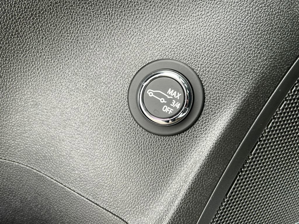 New 2025 Buick Envision Preferred image 16