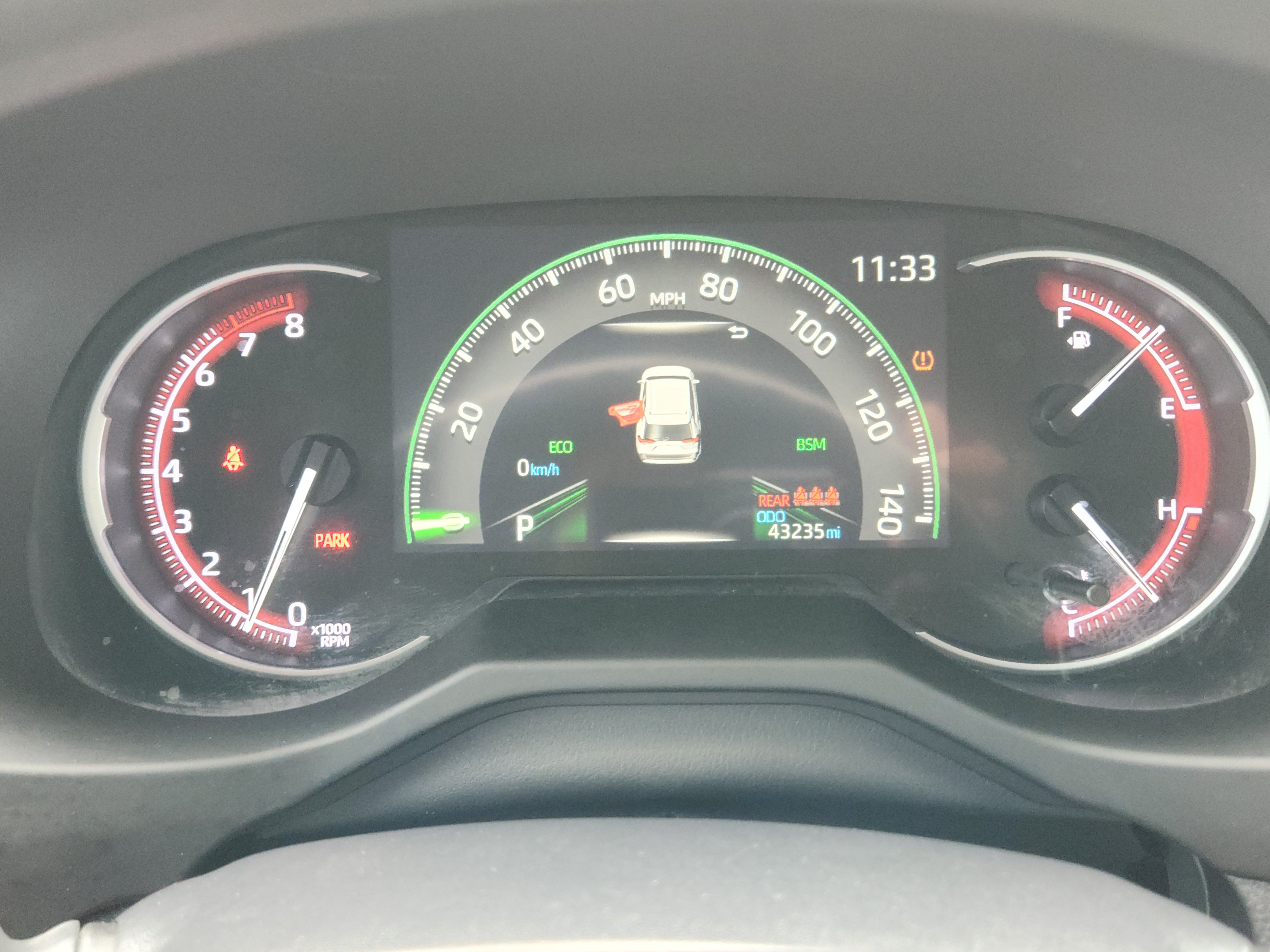 Used 2024 Toyota RAV4 XLE FWD image 11