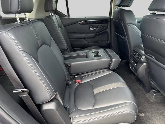 Certified 2023 Honda Pilot Touring image 19