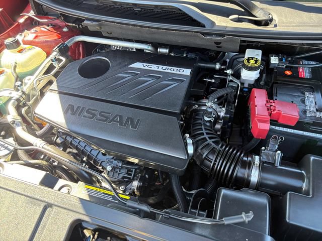 Used 2023 Nissan Rogue S AWD/4WD image 9