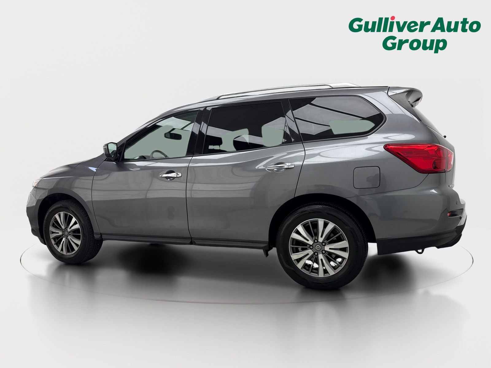 Used 2019 Nissan Pathfinder SV FWD image 4