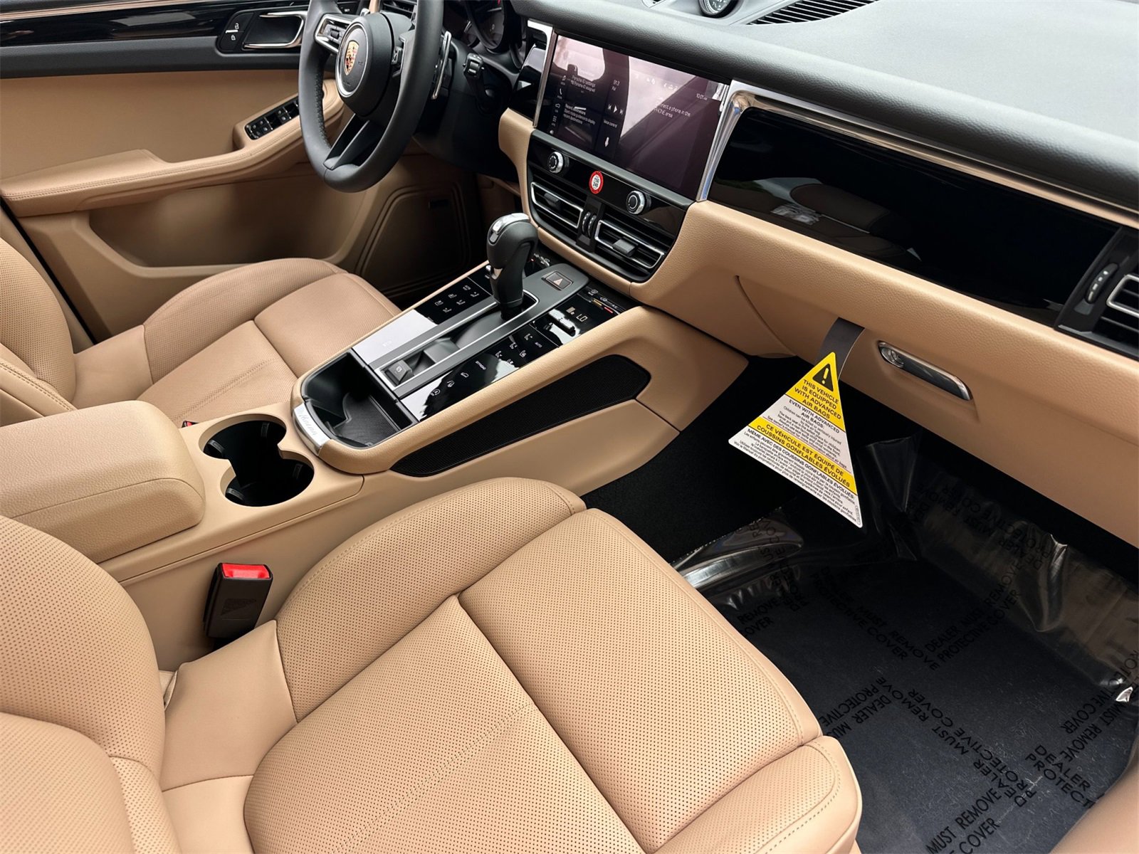 New 2026 Porsche Macan image 17