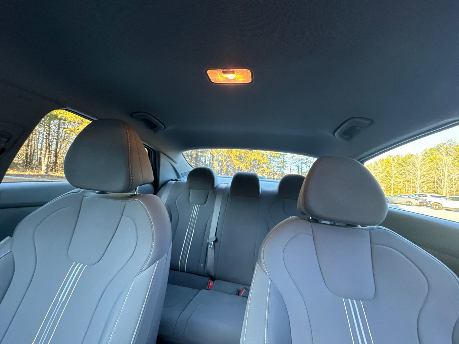 Used 2025 Hyundai Elantra Sport image 31