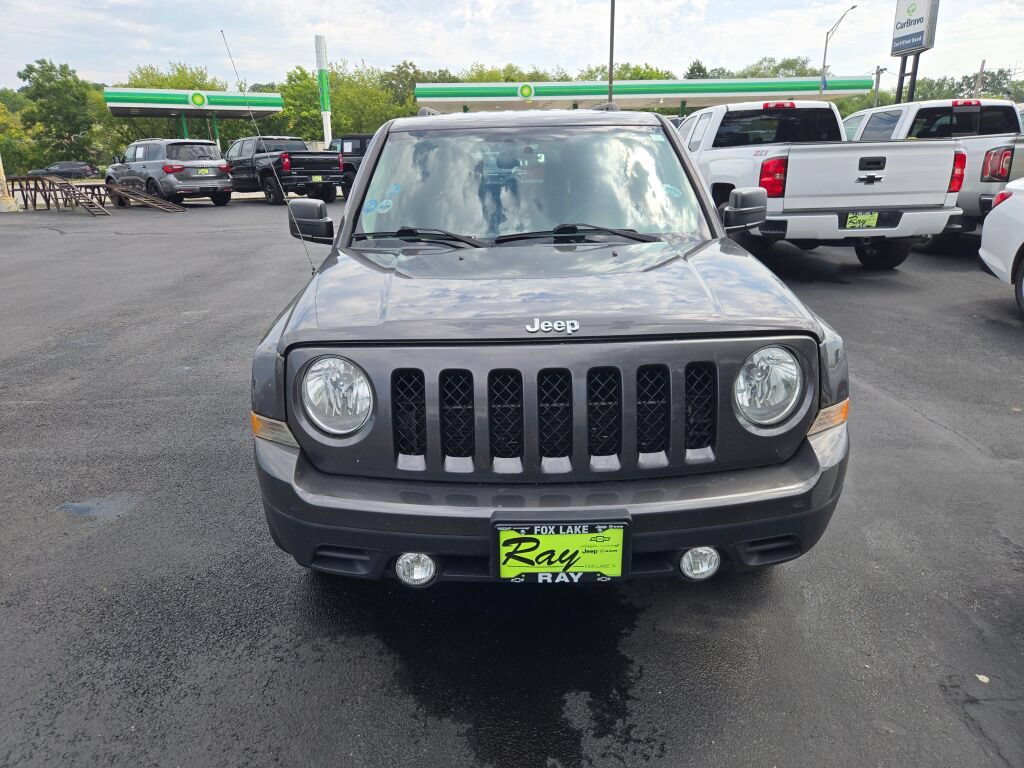 Used 2016 Jeep Patriot Sport FWD image 2