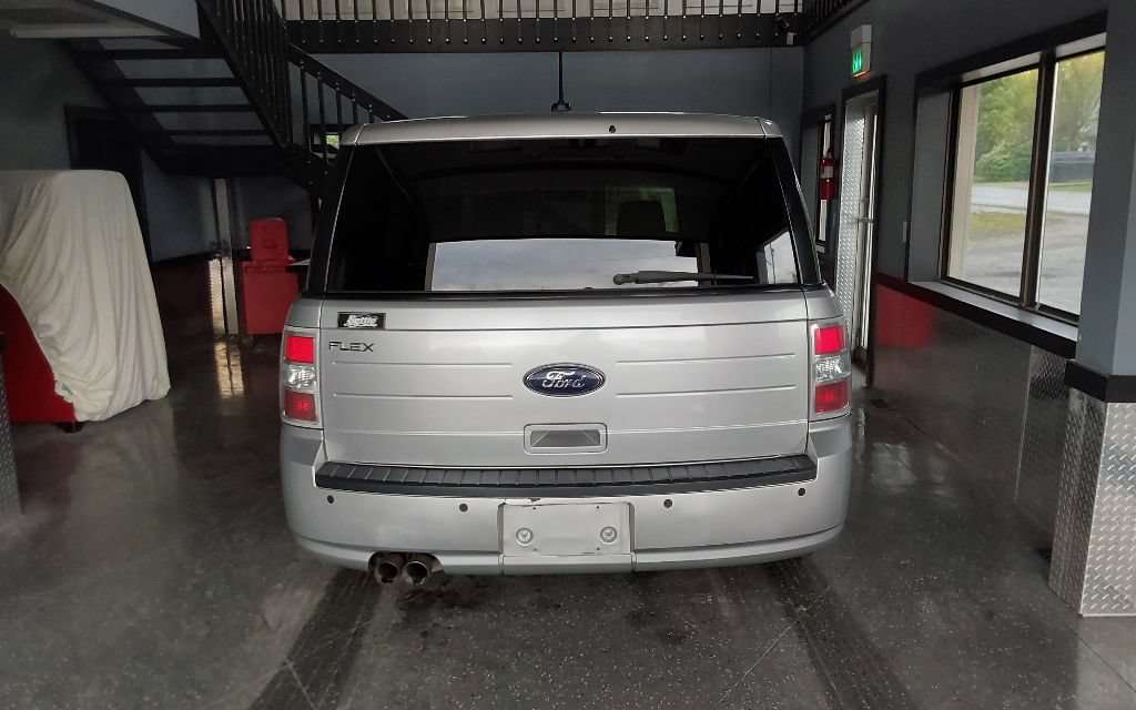 Used 2009 Ford Flex SE FWD image 8