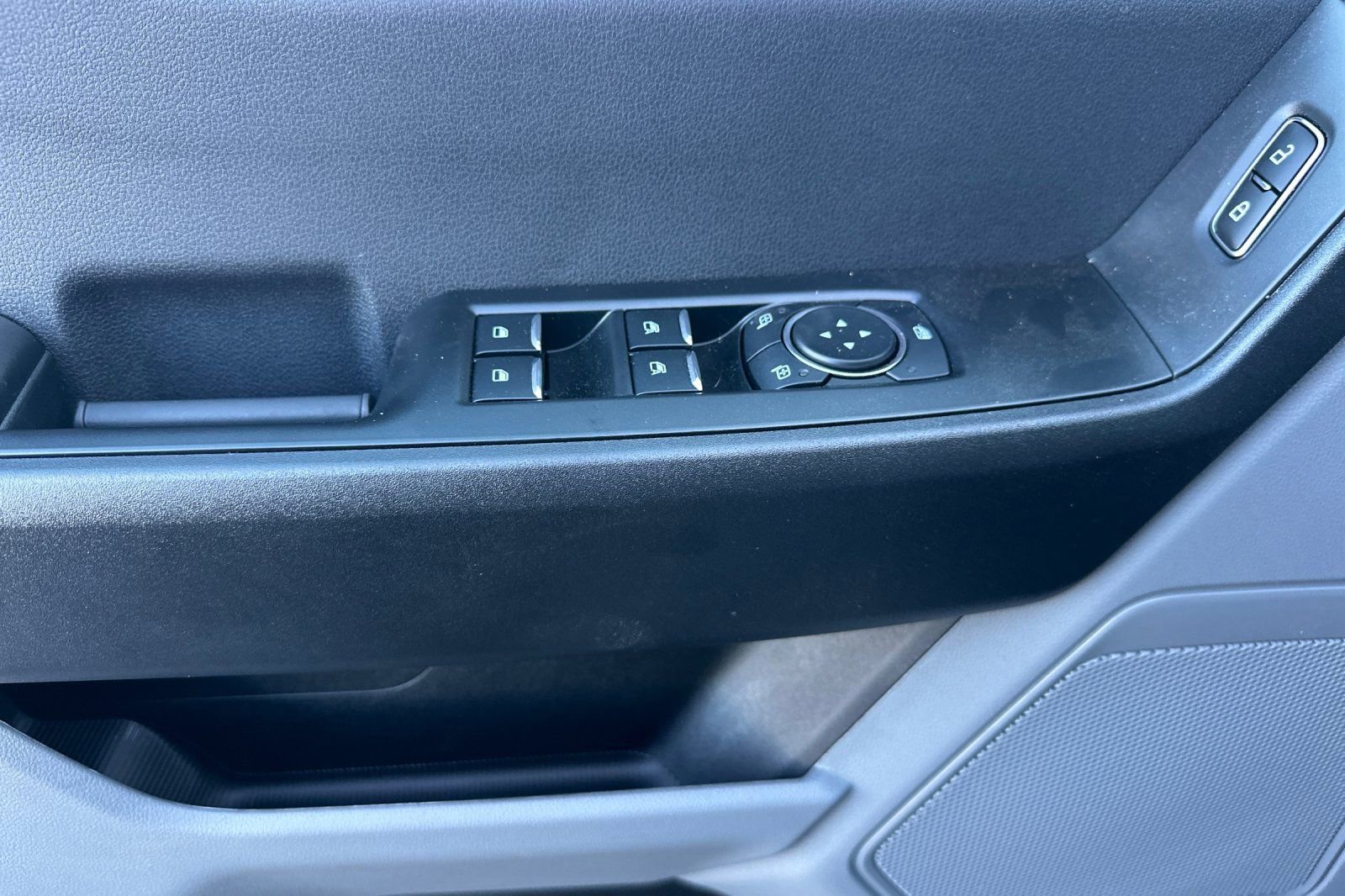 New 2026 Ford F250 XL w/ XL Chrome Package image 11