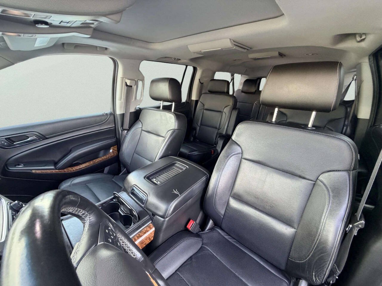 Used 2016 Chevrolet Suburban LTZ AWD/4WD image 20
