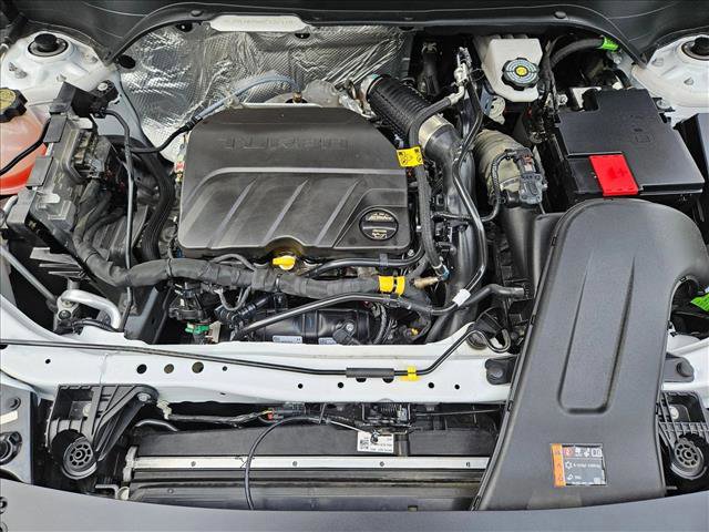 Used 2025 Chevrolet Trax LT FWD image 21
