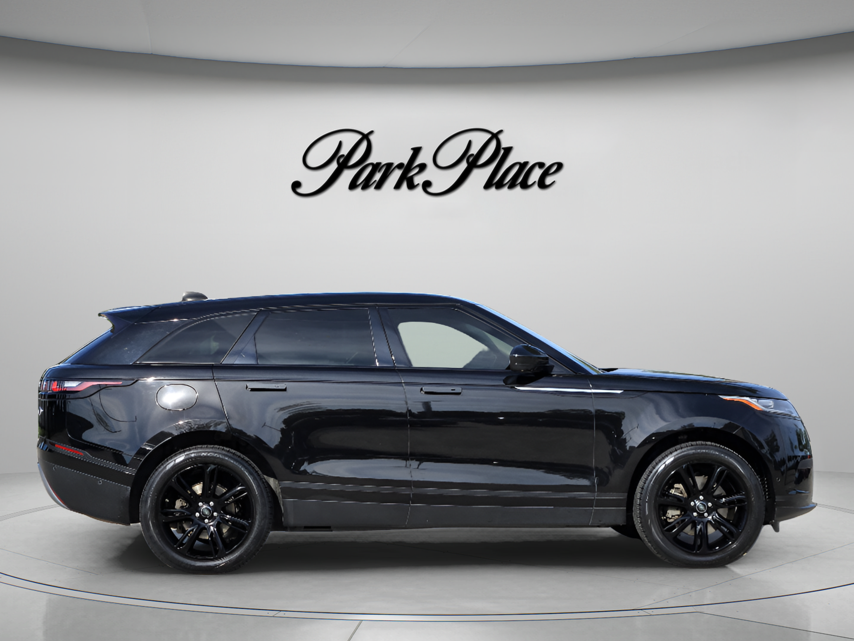 Used 2021 Land Rover Range Rover Velar S AWD/4WD image 6