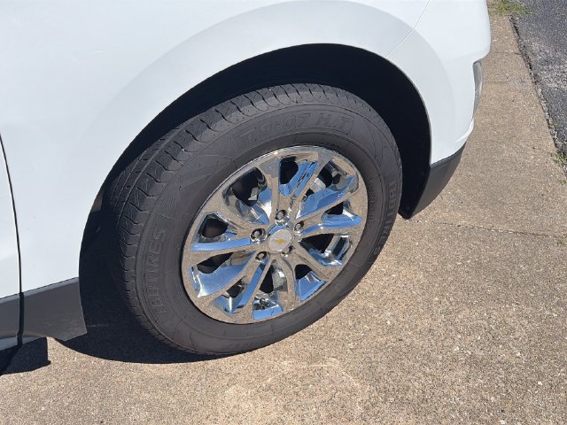 Used 2020 Chevrolet Equinox LS AWD/4WD image 11