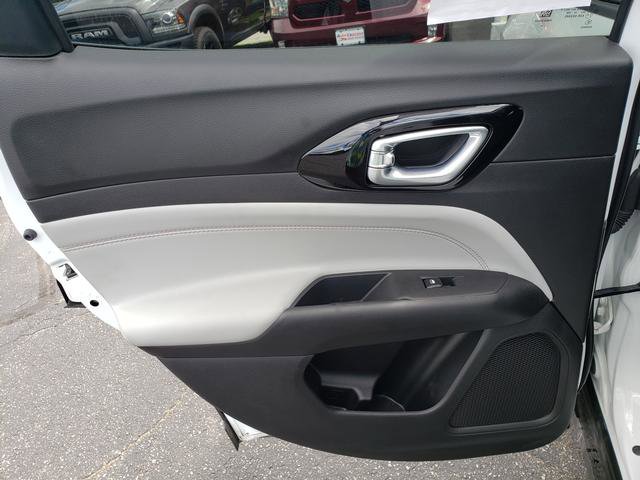 Used 2024 Jeep Compass Limited w/ Elite Group image 13