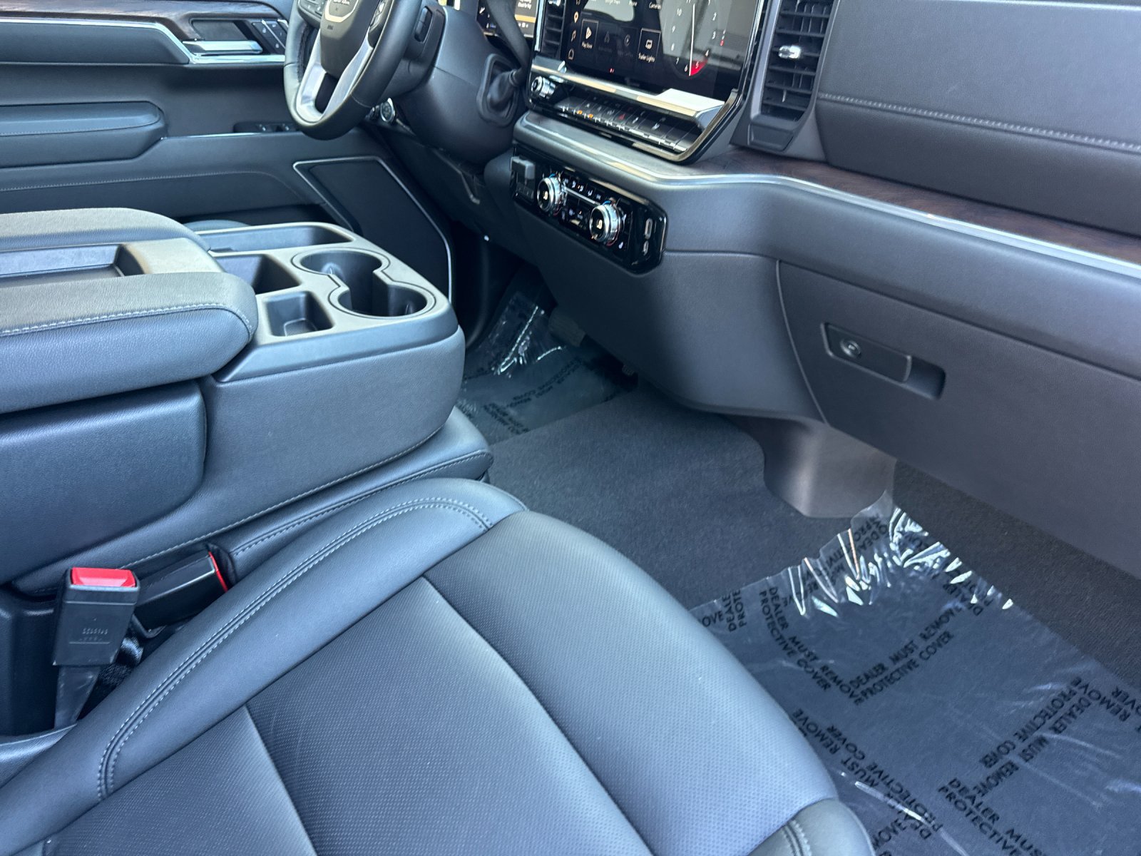 Used 2026 GMC Sierra 1500 SLT RWD image 17