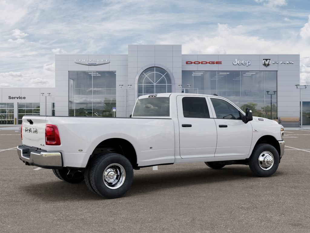 New 2026 RAM 3500 Tradesman AWD/4WD image 4