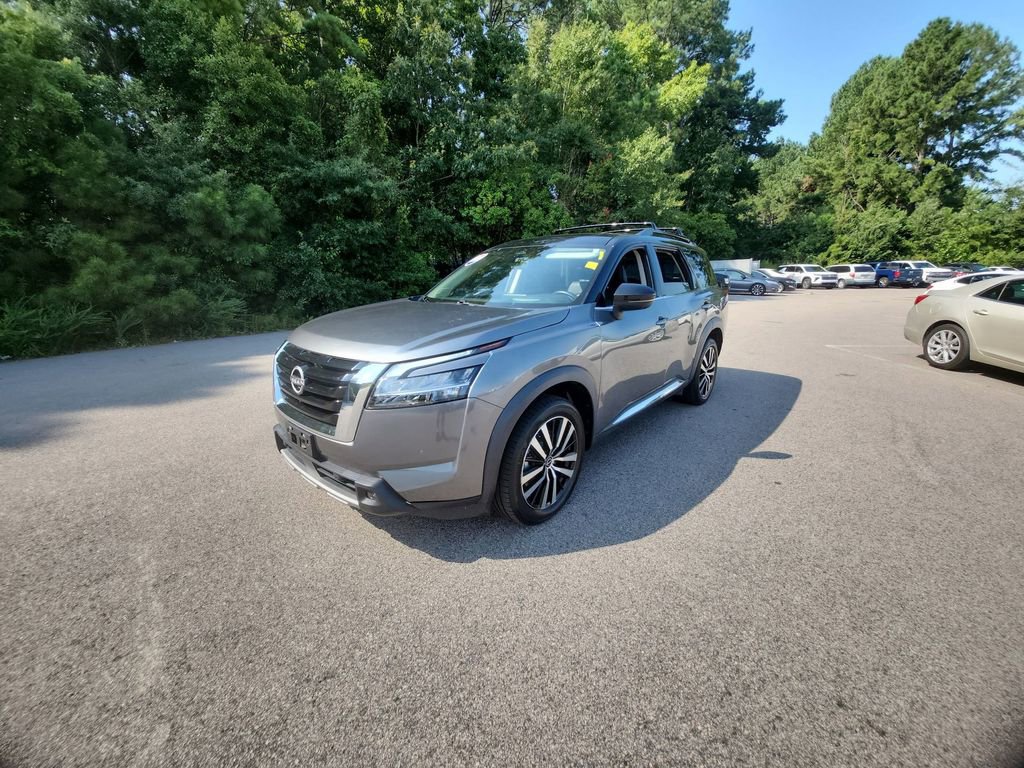 Used 2023 Nissan Pathfinder Platinum