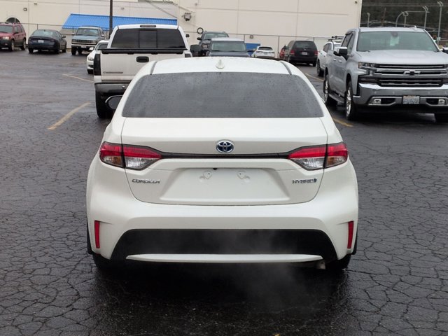 Used 2021 Toyota Corolla LE image 7