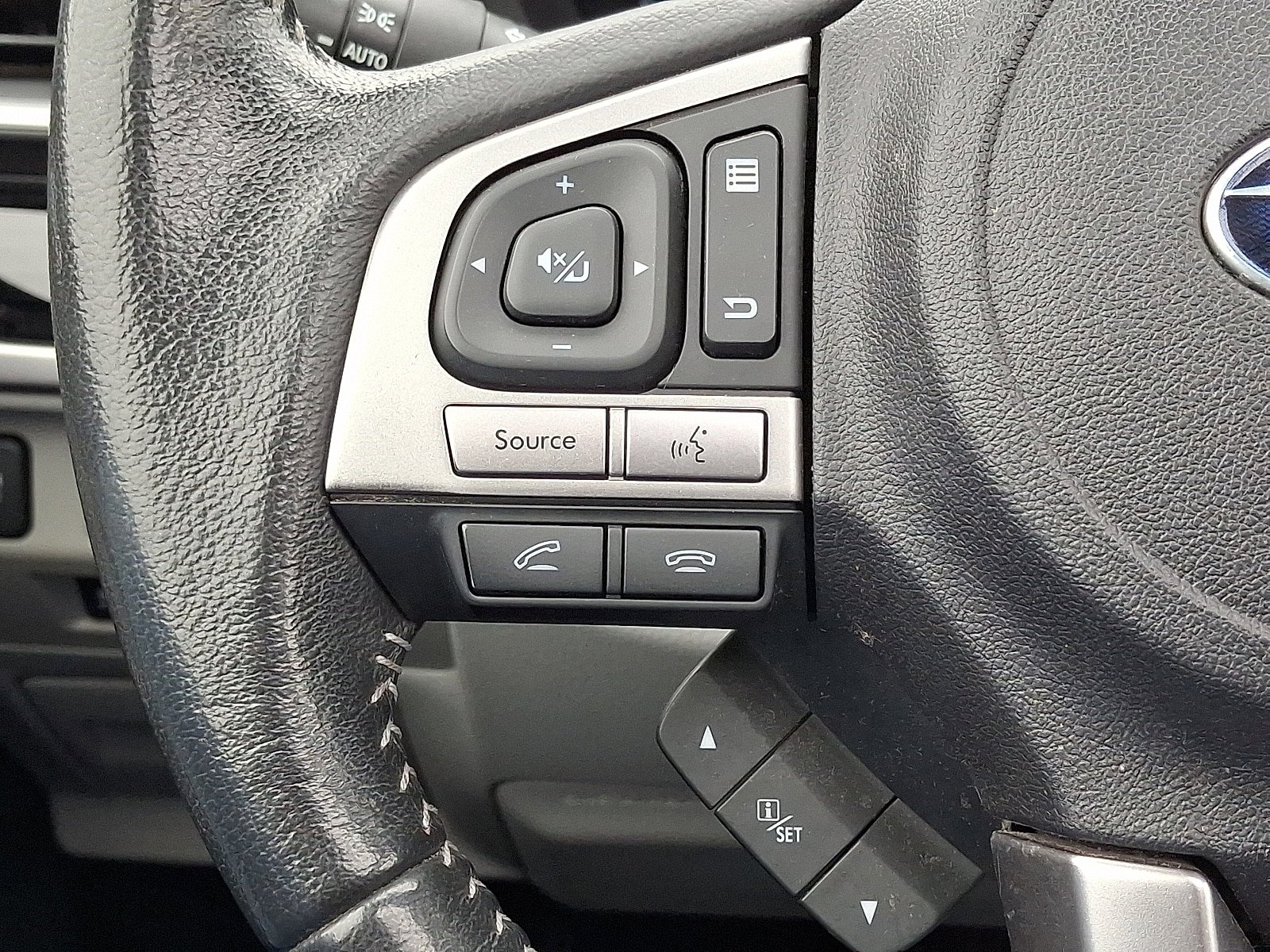 Used 2018 Subaru Forester 2.5i Limited AWD/4WD image 23