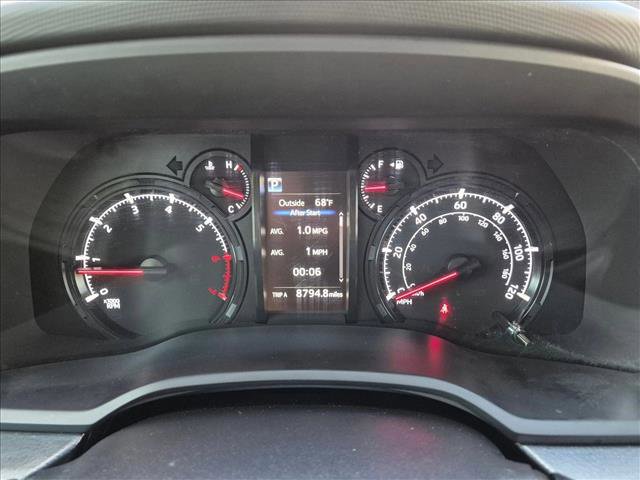 Used 2020 Toyota 4Runner SR5 Premium AWD/4WD image 11