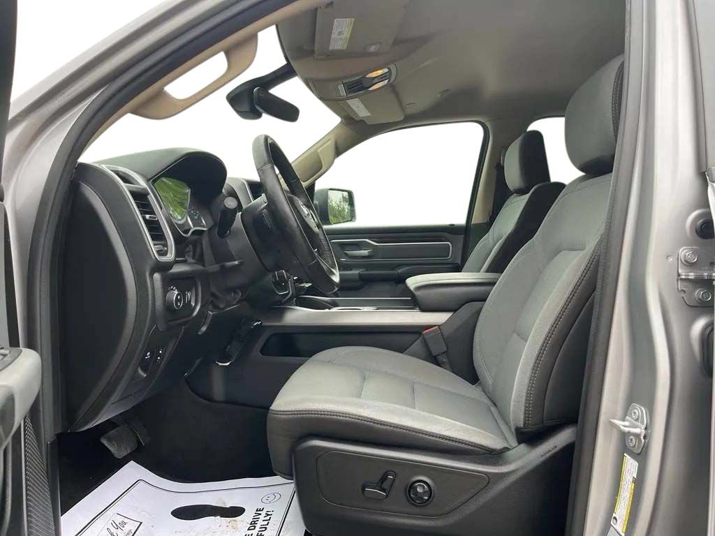 Used 2020 RAM 1500 Big Horn AWD/4WD image 15