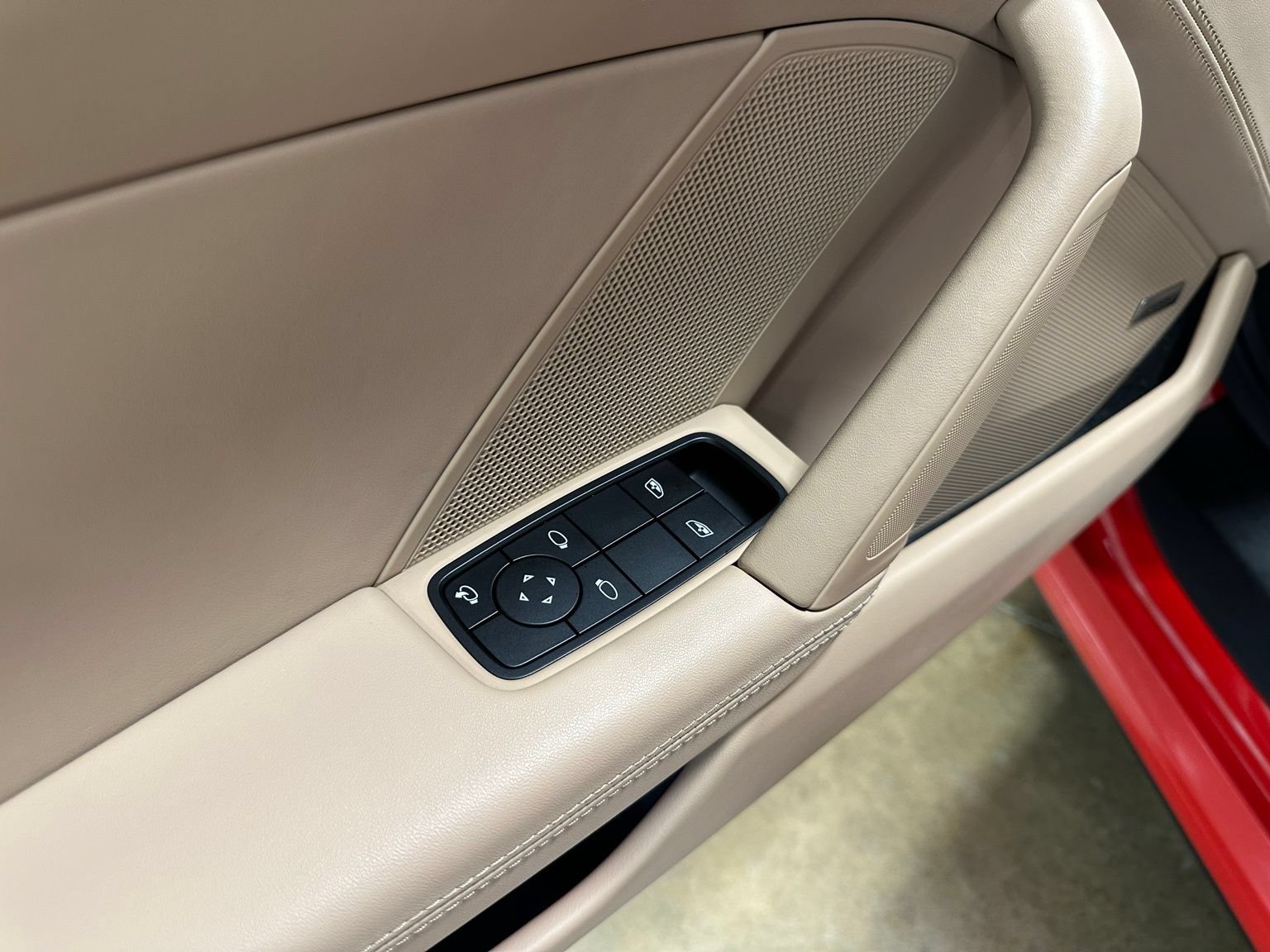 Used 2024 Porsche 911 Carrera S RWD image 12