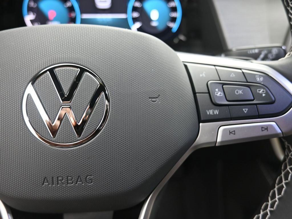 New 2026 Volkswagen Atlas Cross Sport SE image 14