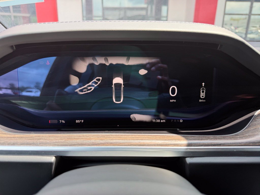 Used 2023 Tesla Model X AWD/4WD image 13