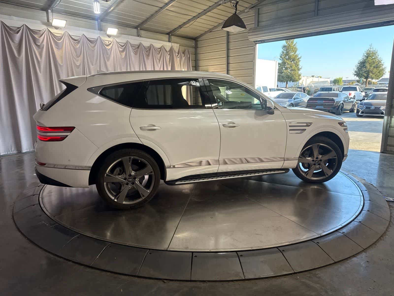 Used 2024 Genesis GV80 3.5T w/ Prestige Package AWD/4WD image 4