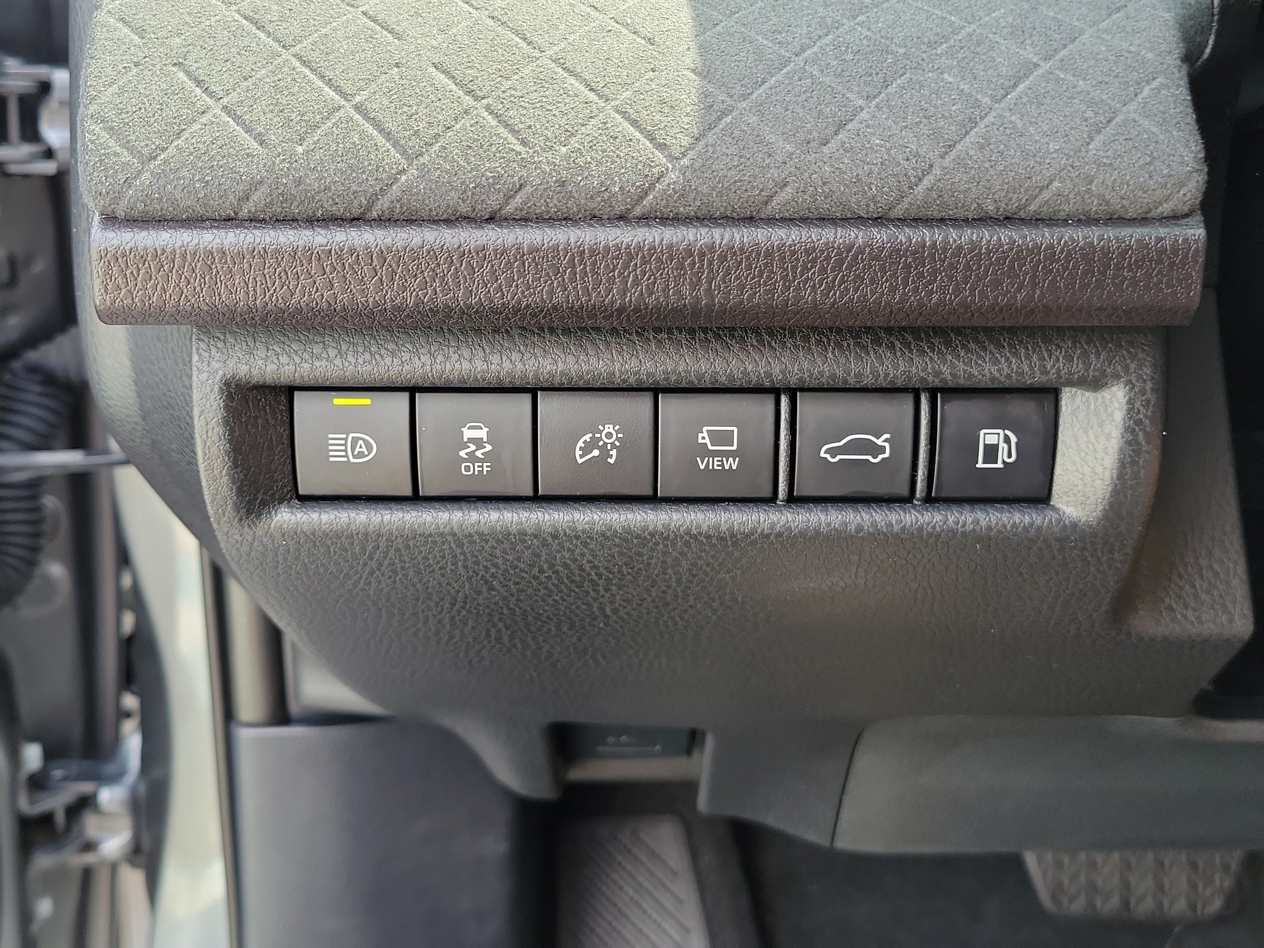 Used 2025 Toyota Camry XLE AWD/4WD image 20