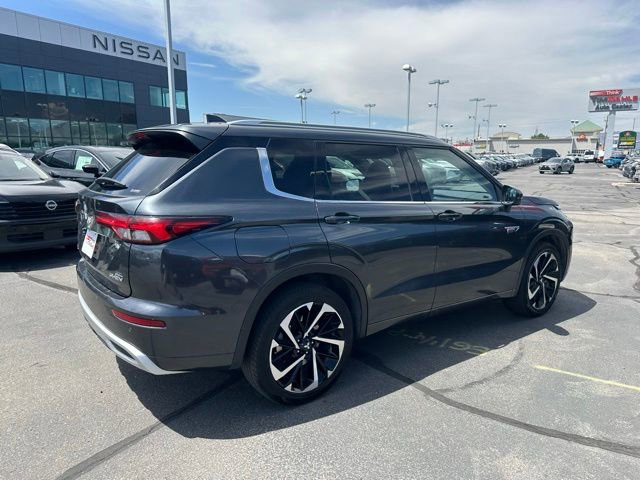 Used 2024 Mitsubishi Outlander SEL AWD/4WD image 12