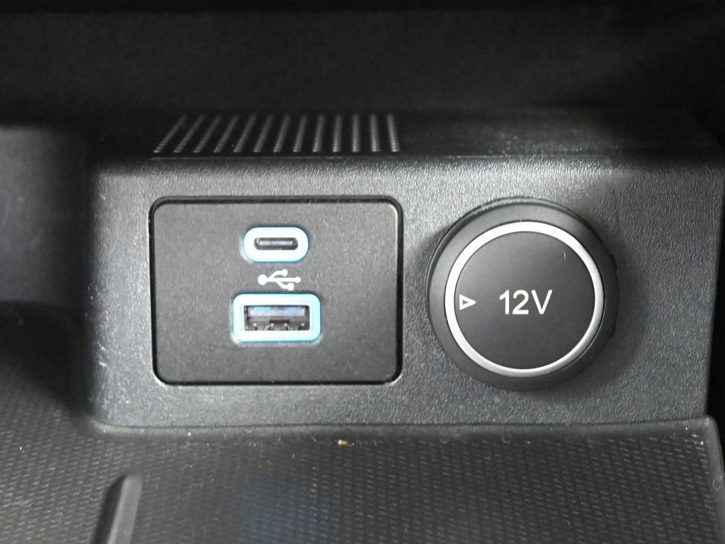 Used 2021 Ford Escape SE image 34