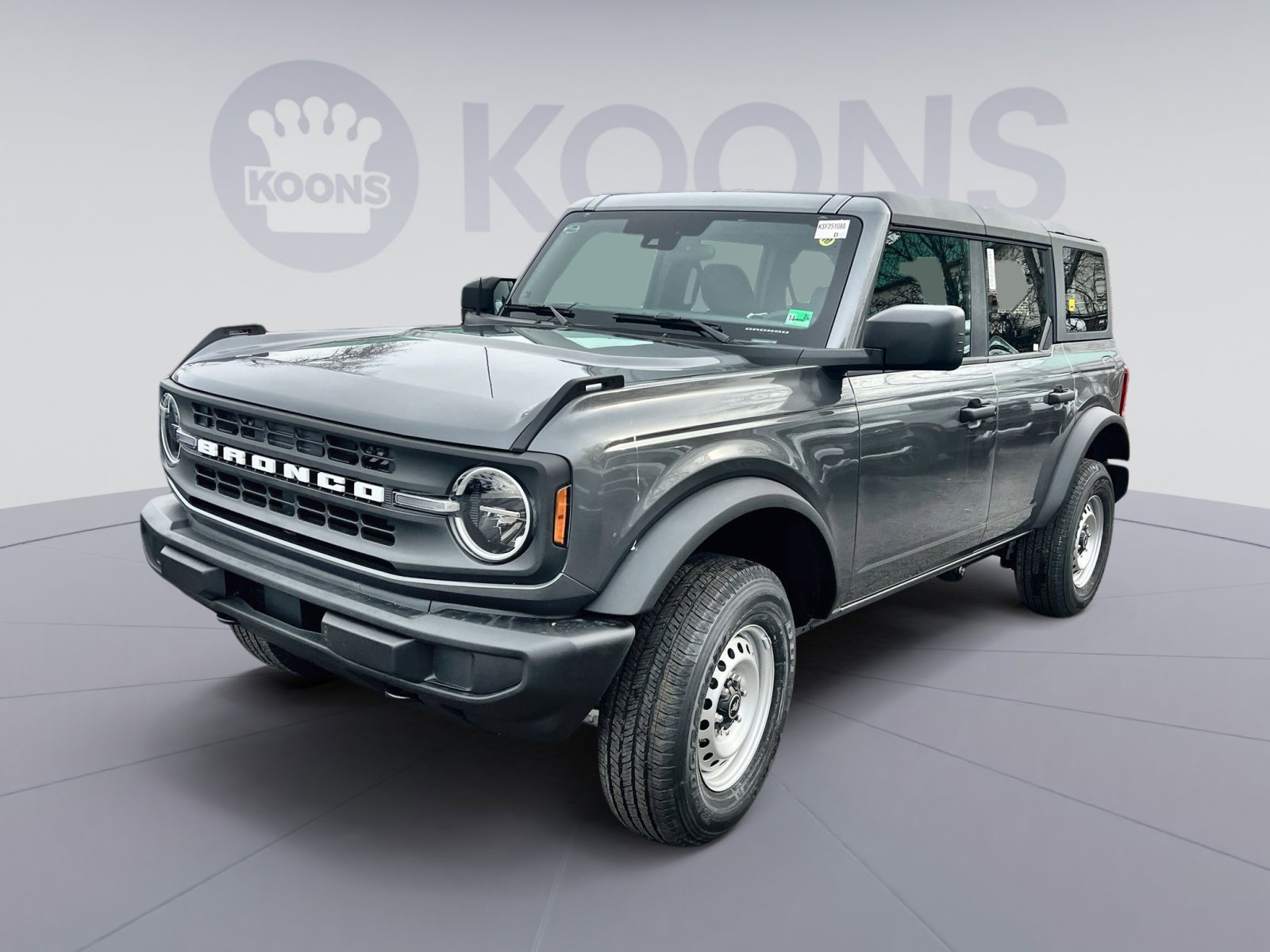 New 2025 Ford Bronco 4-Door image 1
