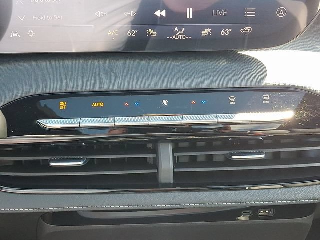 New 2026 Buick Enclave Sport Touring w/ Power Package AWD/4WD image 16