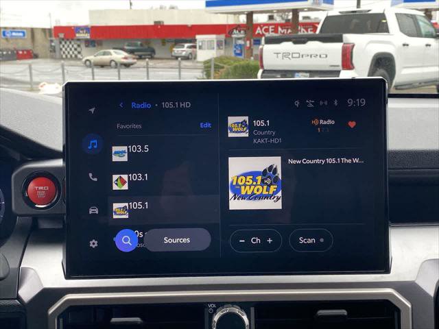 Certified 2025 Toyota 4Runner TRD Off-Road Premium image 16