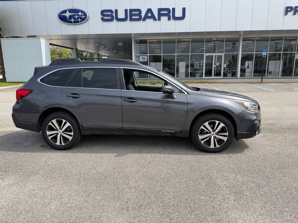 Used 2019 Subaru Outback 3.6R Limited AWD/4WD image 2