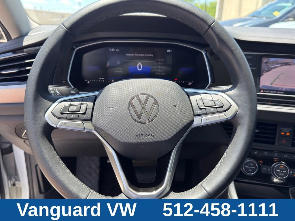 Used 2024 Volkswagen Jetta SE w/ Panoramic Sunroof Package FWD image 17