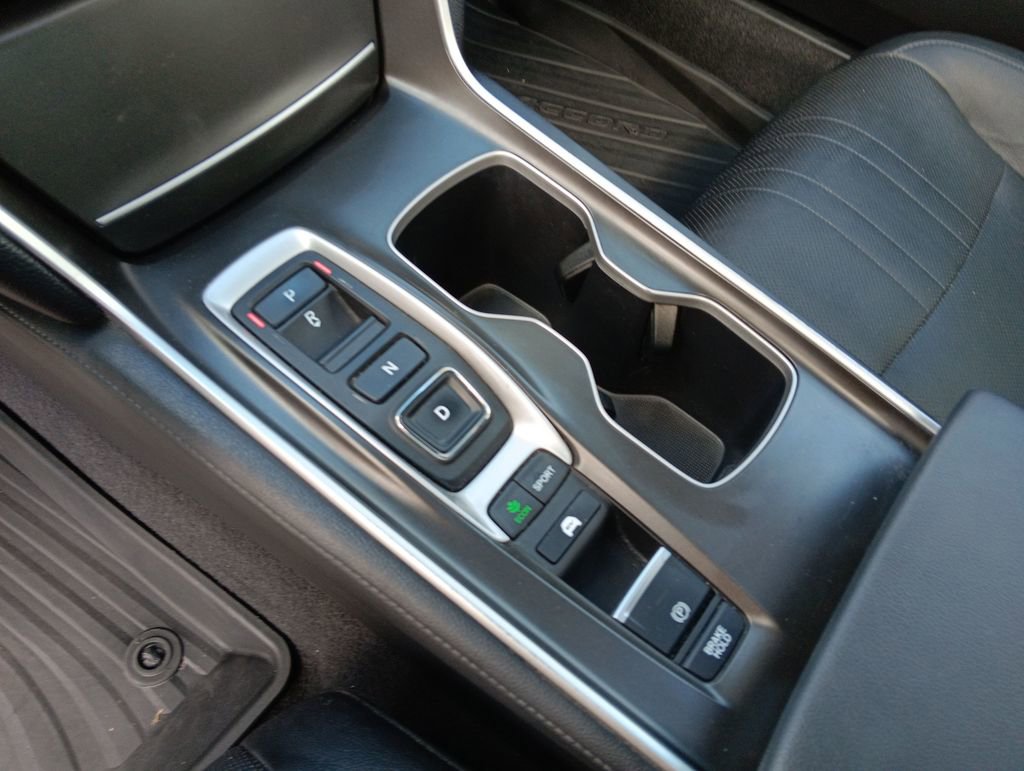 Used 2019 Honda Accord Touring image 22