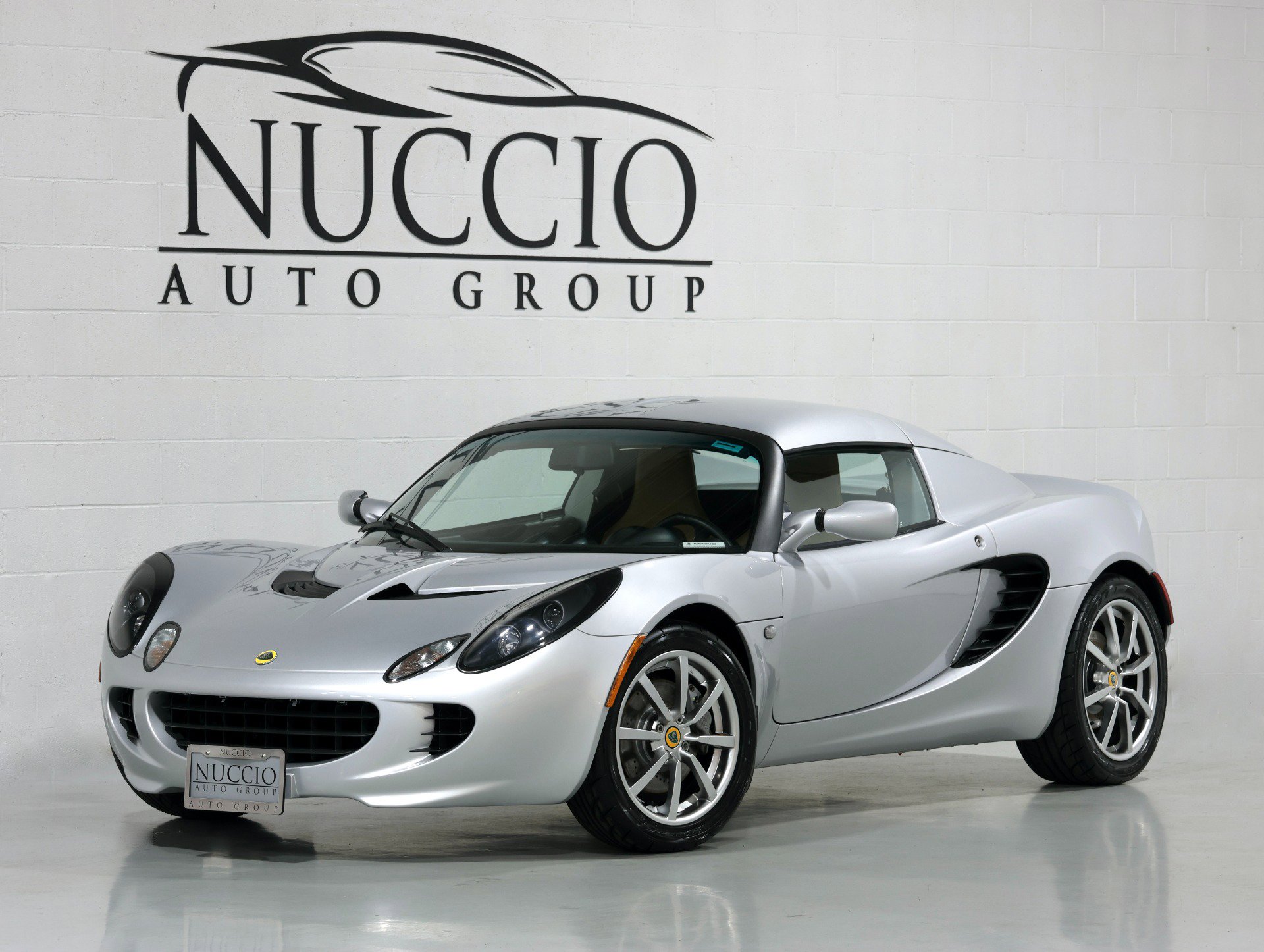 Used 2005 Lotus Elise image 7